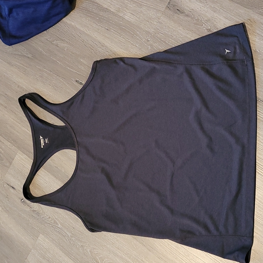 Old Navy Active Go-Dry Large